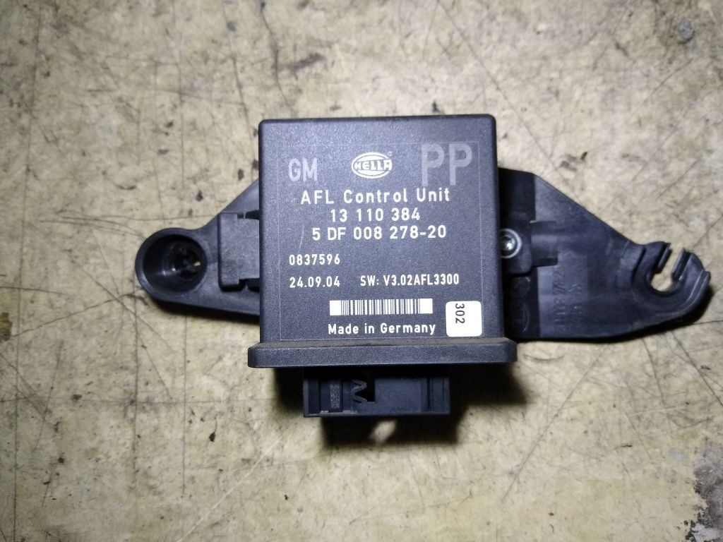 Moduł sterownik świateł Xenon opel astra h oryginał