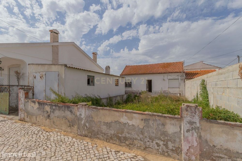 Casa para Recuperação total em Alcochete, Setúbal