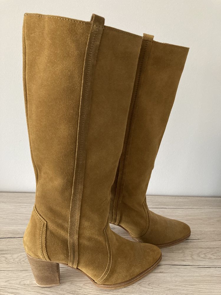 Botas camel da Bershka novas