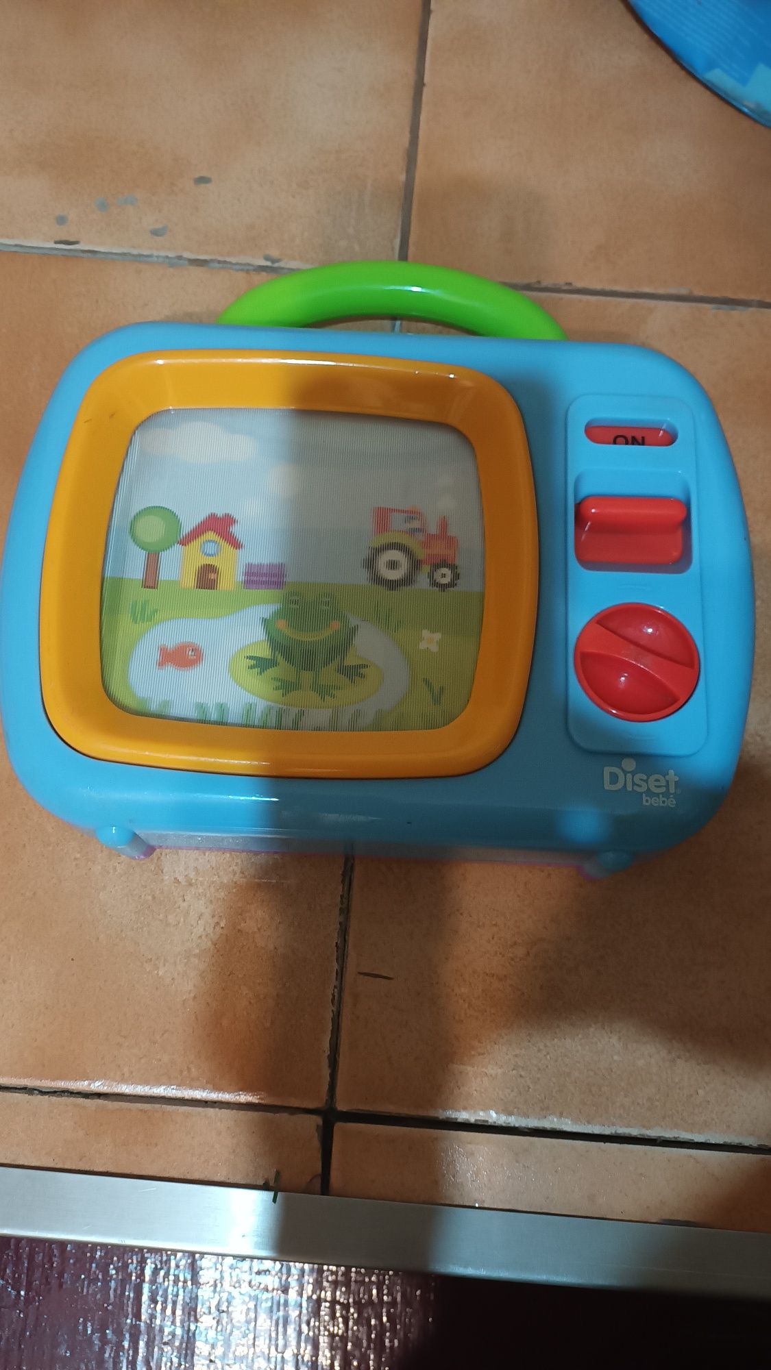 10€ brinquedo musical com ecrã em movimento: