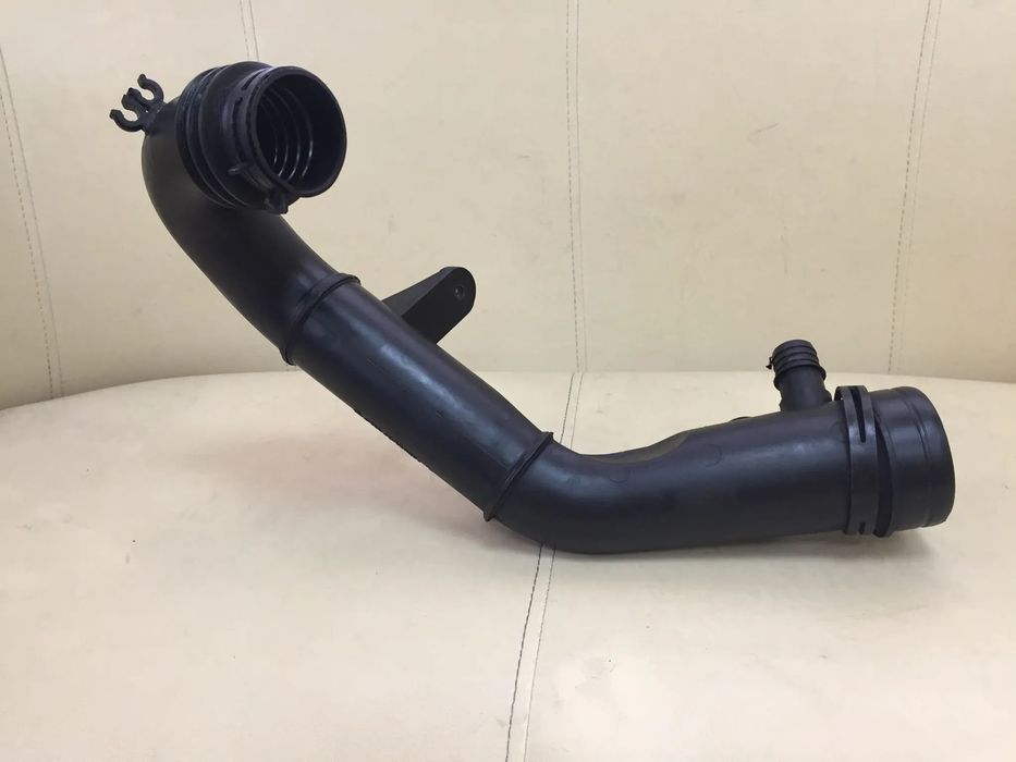 RURA PRZEWÓD POWIETRZA INTERCOOLERA - TURBINY SEAT LEON I OCTAVIA AUDI A3 GOLF IV BORA 1.9TDI 1J0129654C 1J0129656B