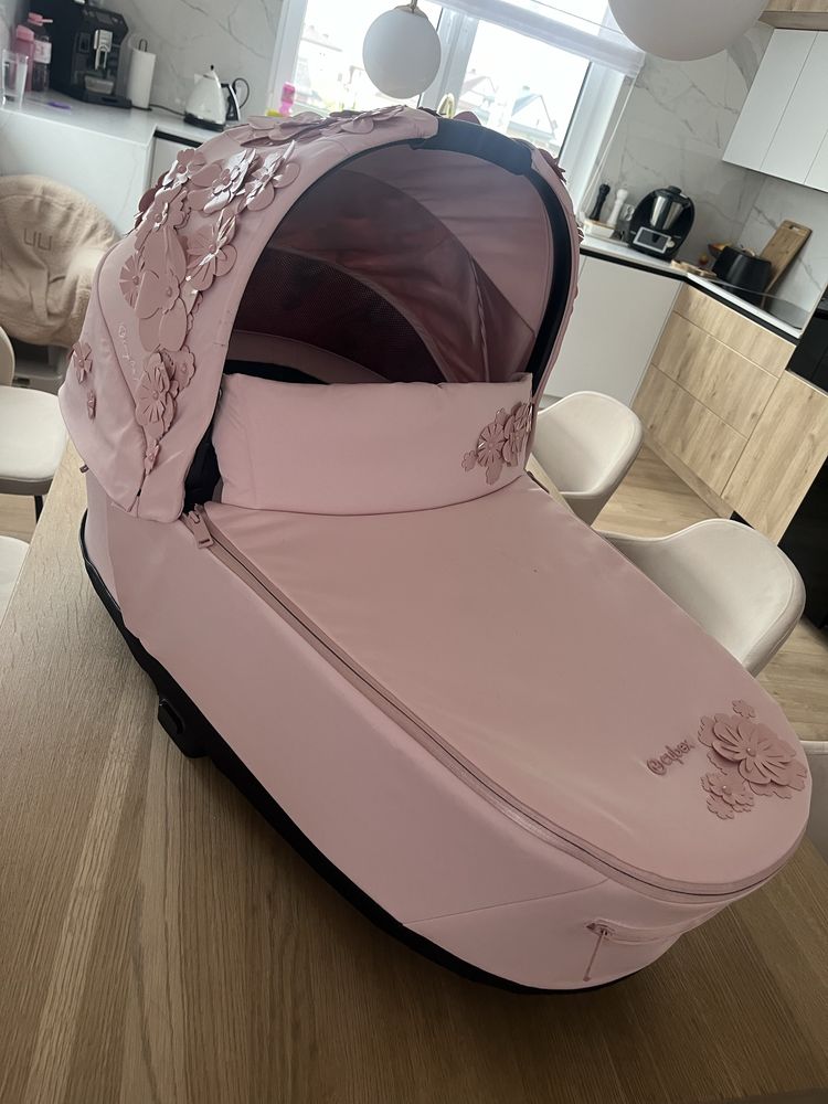 Cybex Priam 4.0 gondola lux