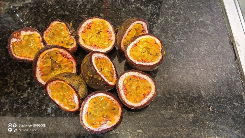Maracujá Roxo  para entrega