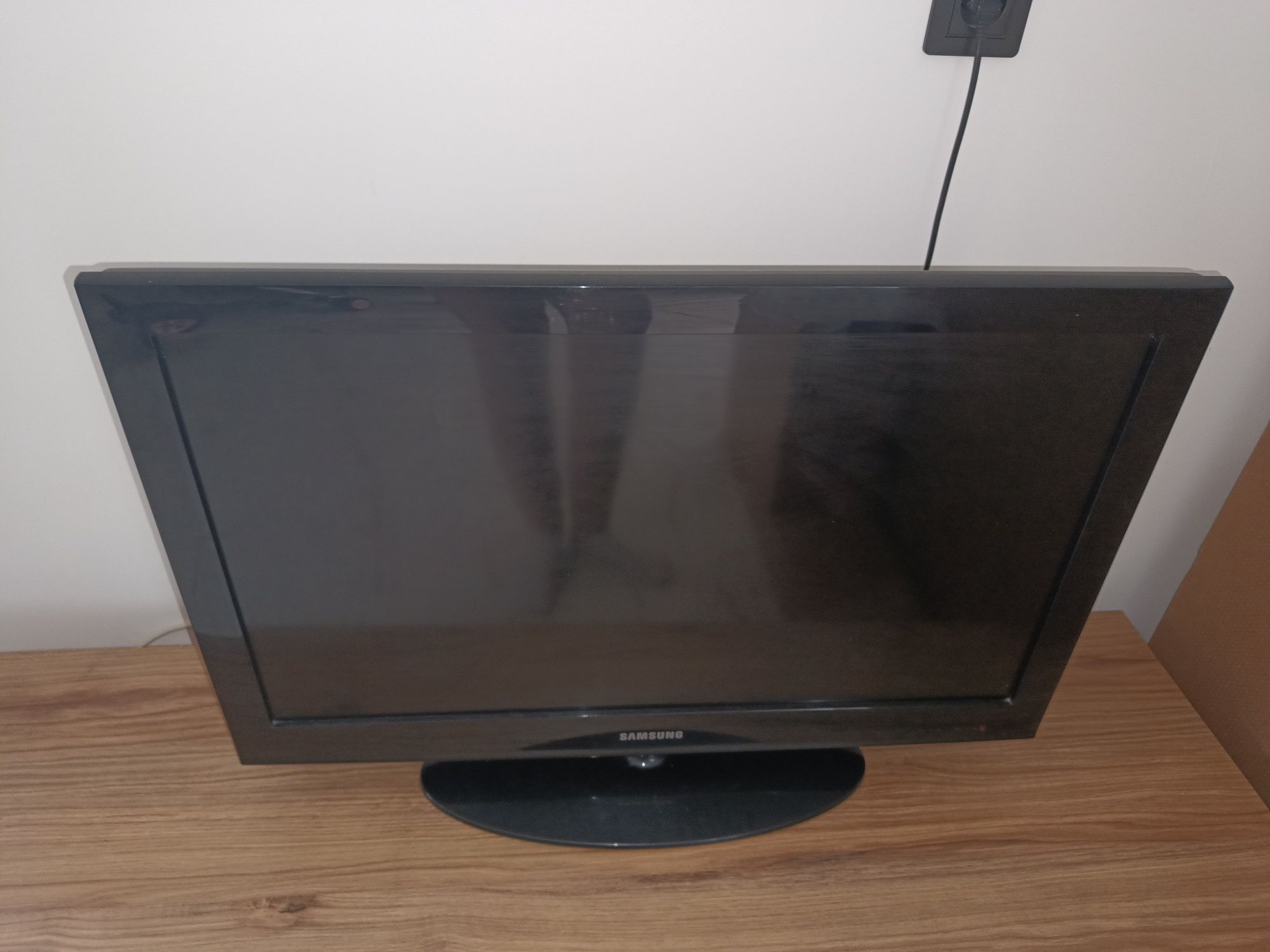 Telewizor Samsung 32 cale  +dekoder
