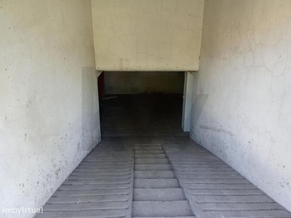 Garagem a venda em Ovar