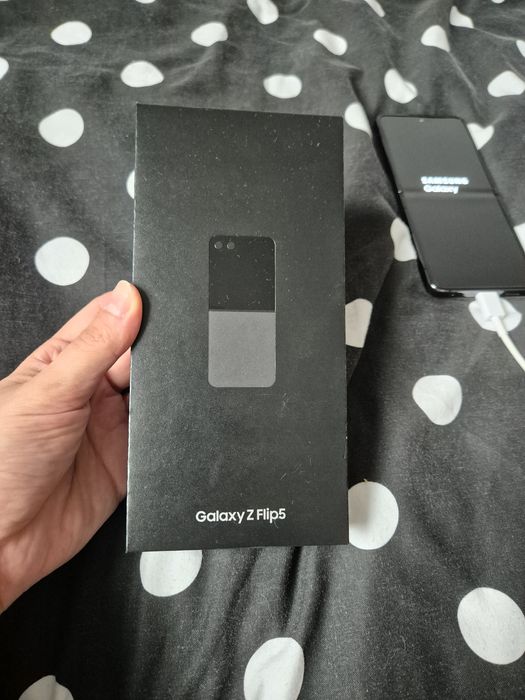 Samsung Galaxy Z Flip5 512gb