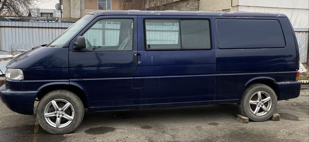 Volkswagen transporter T4  2002  2.5 TDI. 75кВт фольцваген транспортер