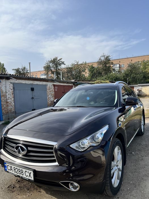 Продам доглянуте авто інфініті Infiniti fx 30d