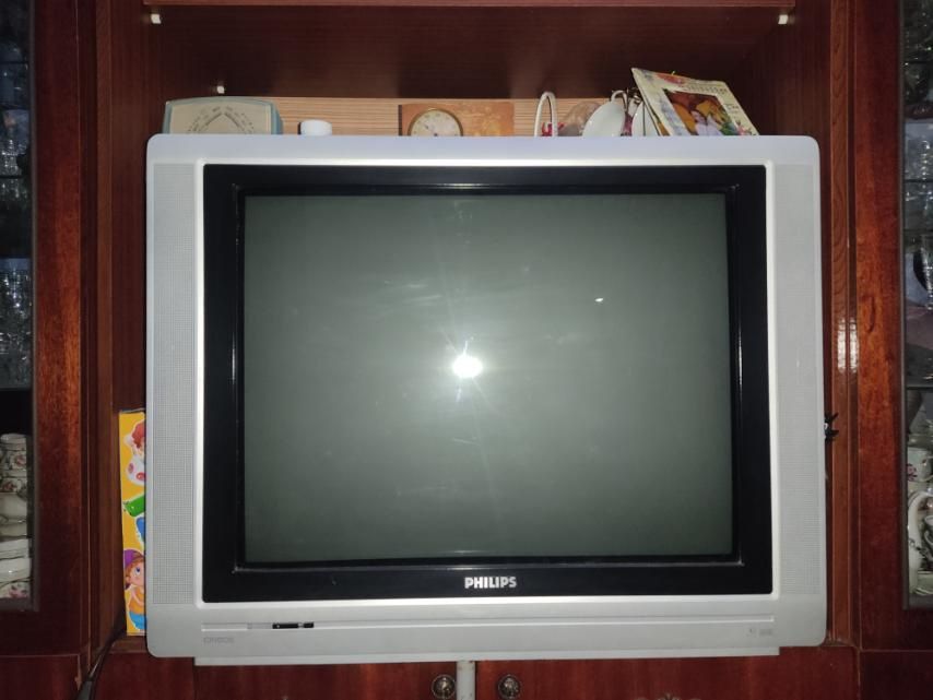 Телевізор PHiLiPS