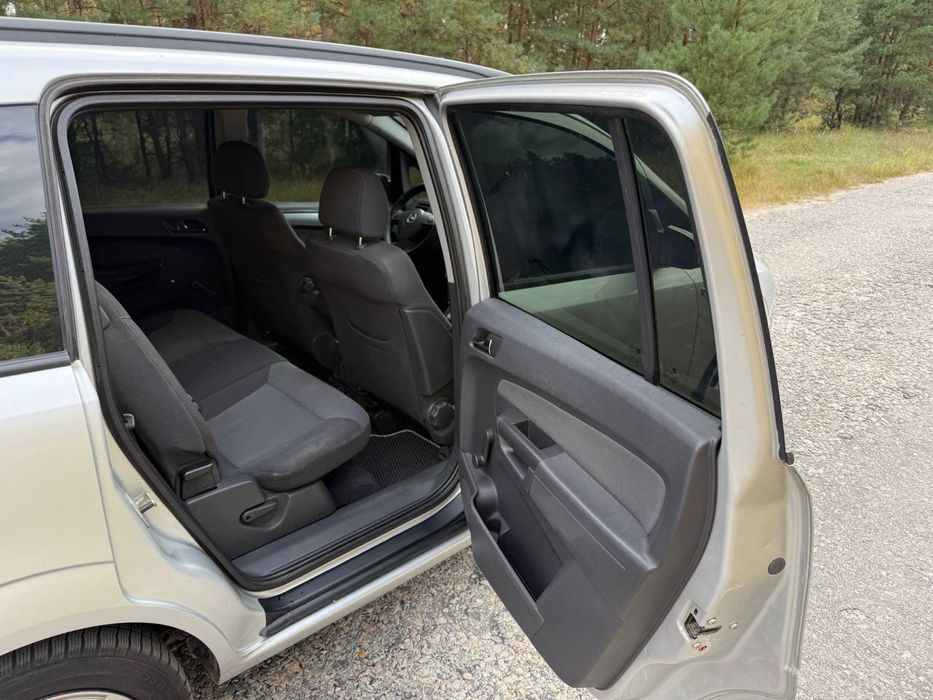 Продам Opel Zafira