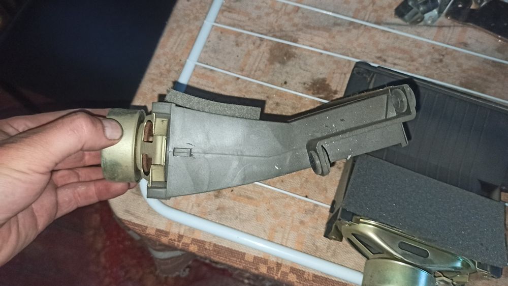 Динамики с корпусом