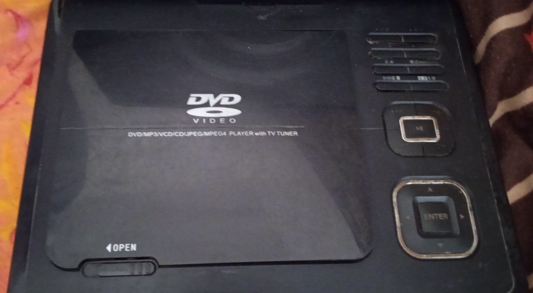 DVD плеер портативний