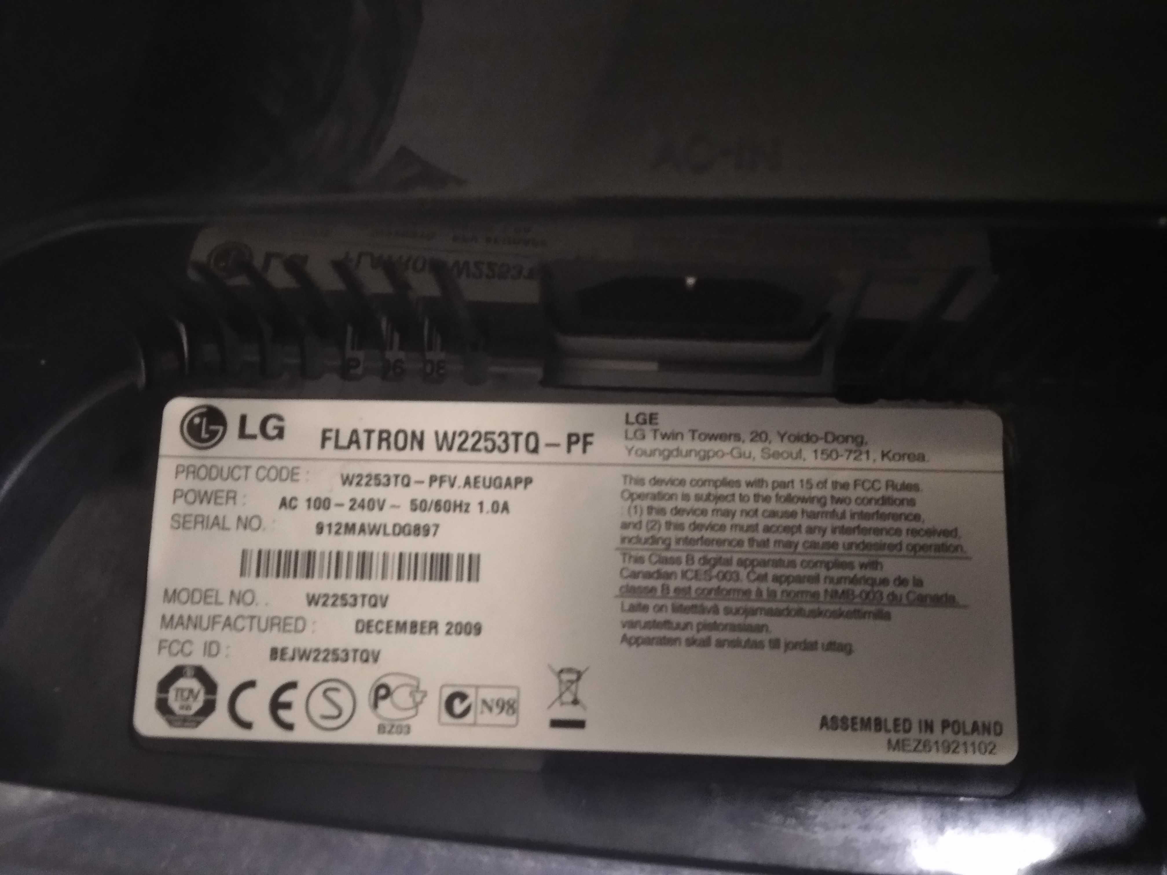 Монітор 22" LG Electronics W2253TQ-PF Black