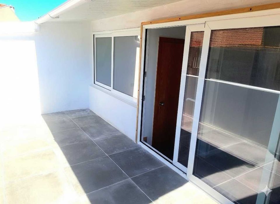 Estúdio Penthouse no Centro da Póvoa de Varzim – Junto ao Metro