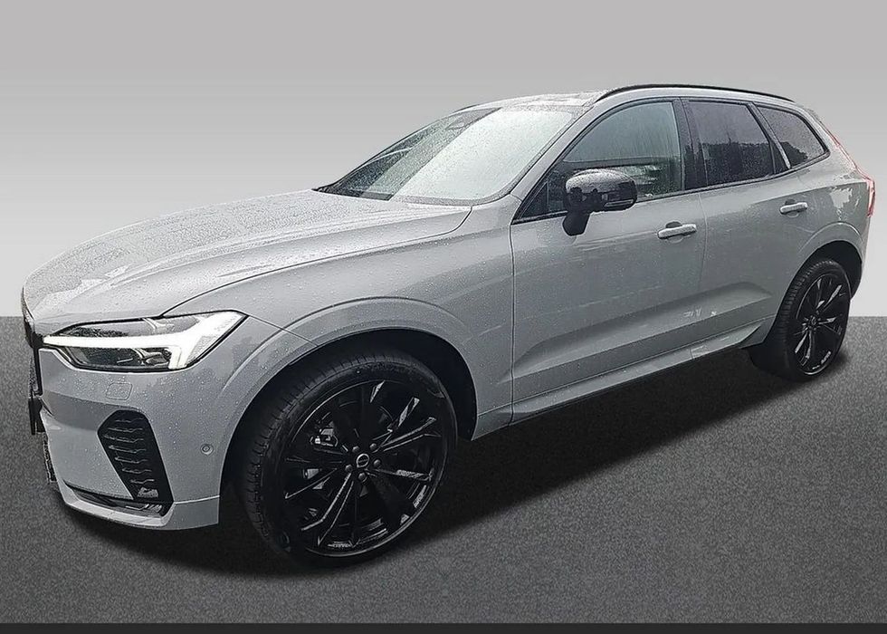 Volvo XC 60 B5 AWD 250 KM. Automat ULTRA BLACK EDITION Facelift NOWY Dostępny