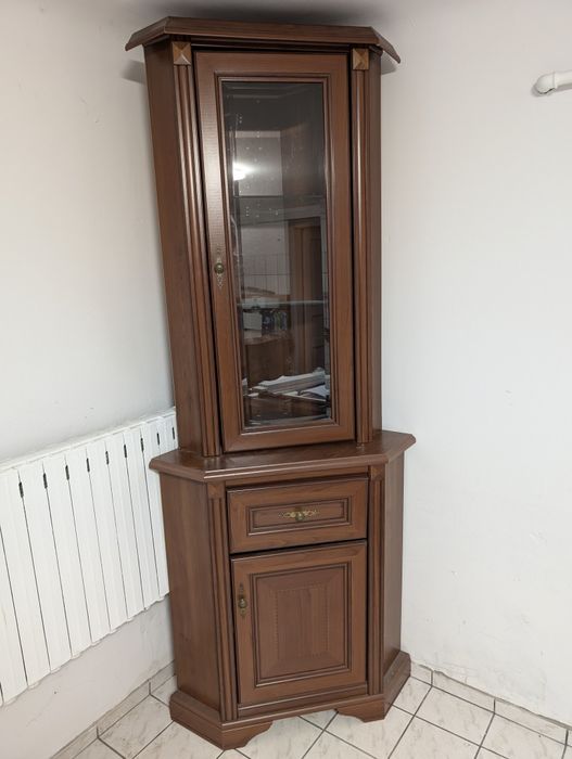 Witryna narożna do salonu/jadalni