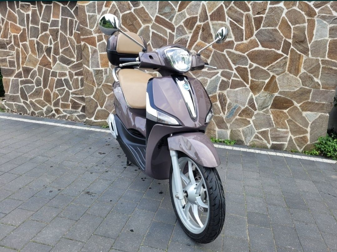 Piaggio Liberty 125 ccm 2017 rok zarejestrowany w Polsce 
ROK 2017
POJ