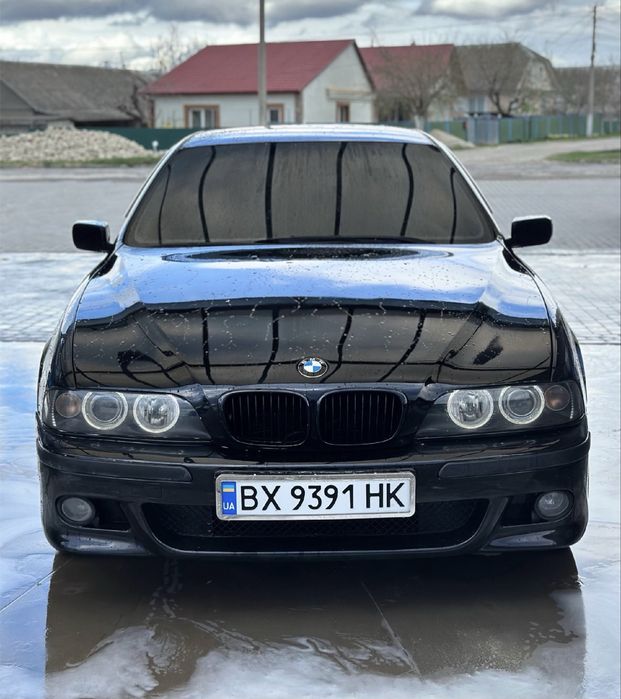 Bmw e39 1999 року 2.5 бензин можливе розтермінування