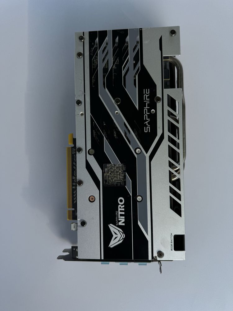 Sapphire nitro+ RX 580 4 gb