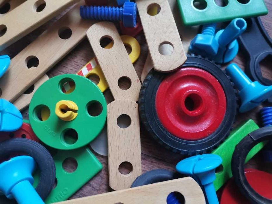 Дерев'яний конструктор Brio