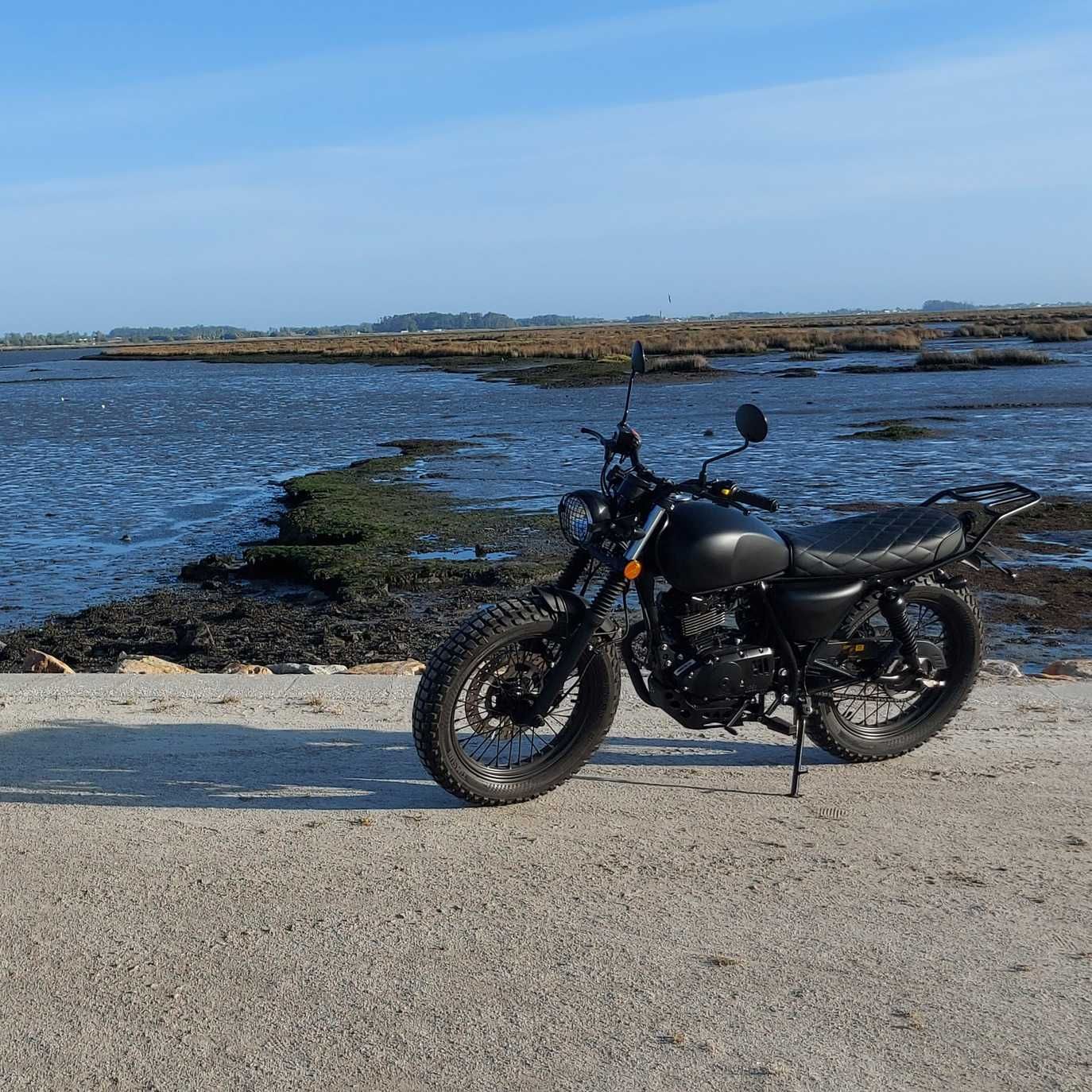 Vendo mota MUTT Fat Sabbath 125