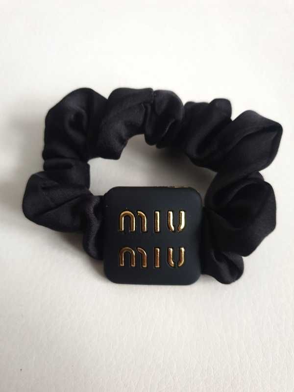 Gumka do włosów z logo Miu