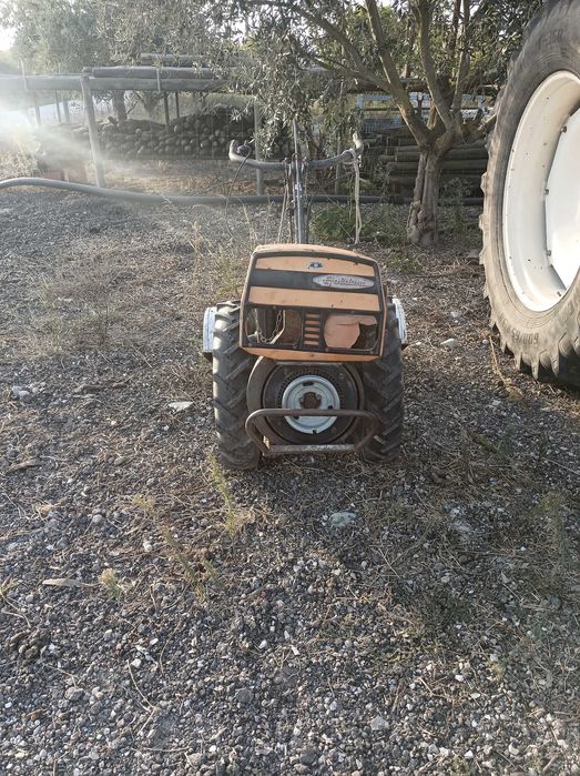 vendo  motocultivador 12cv com frese
