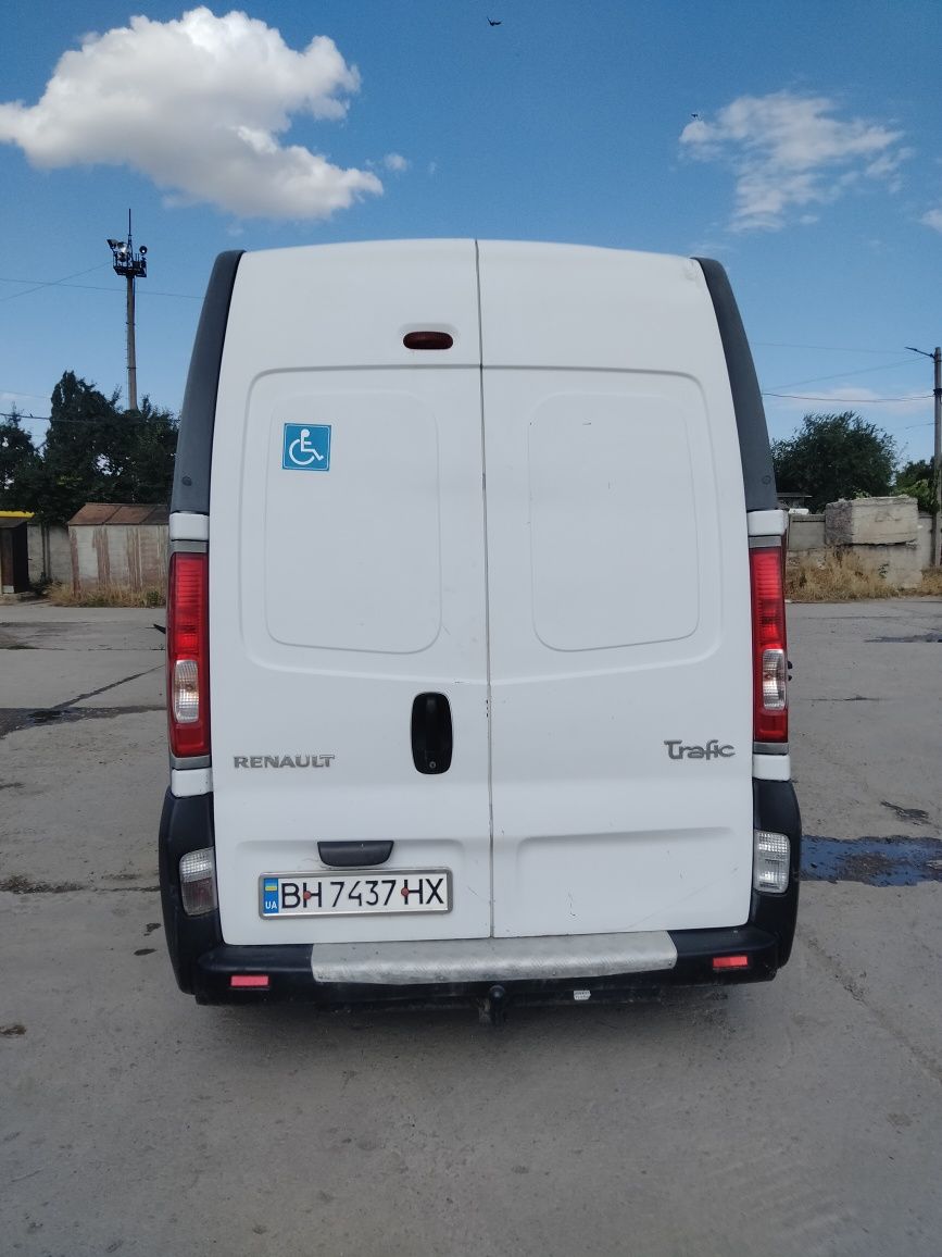 Продам Renault Trafic