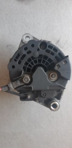 Opel Astra H Alternator 1.9 CDTI 150 KM