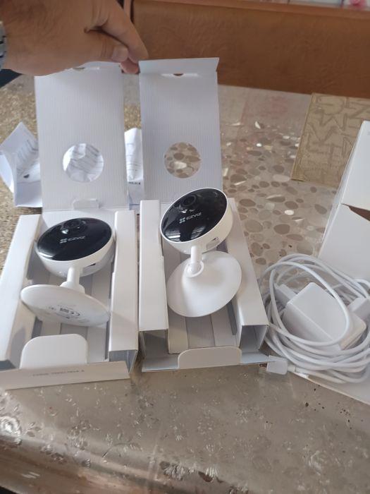 Продам ezviz cs-c1c вай фай камеры