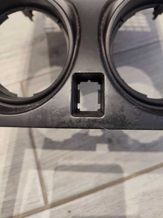 Nissan qashqai j10 центральна консоль в торпедо