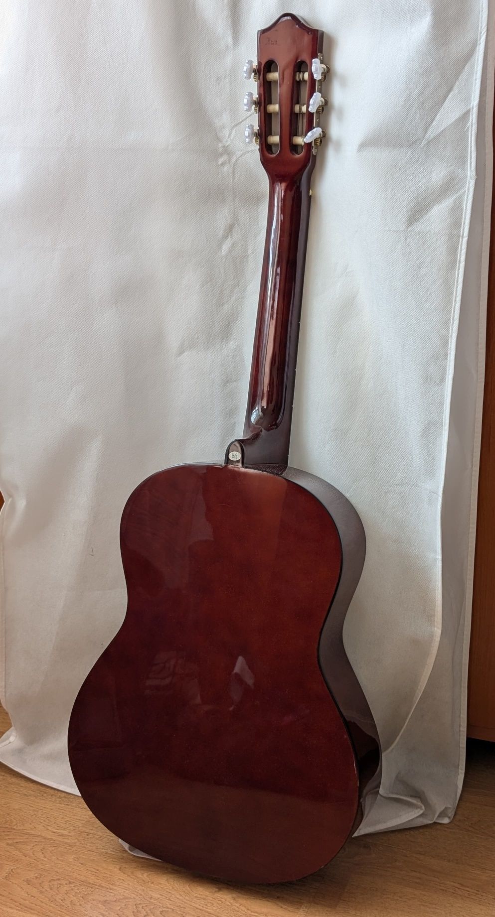 Gitara klasyczna Stagg C542 – jak nowa! Idealna dla początkujących