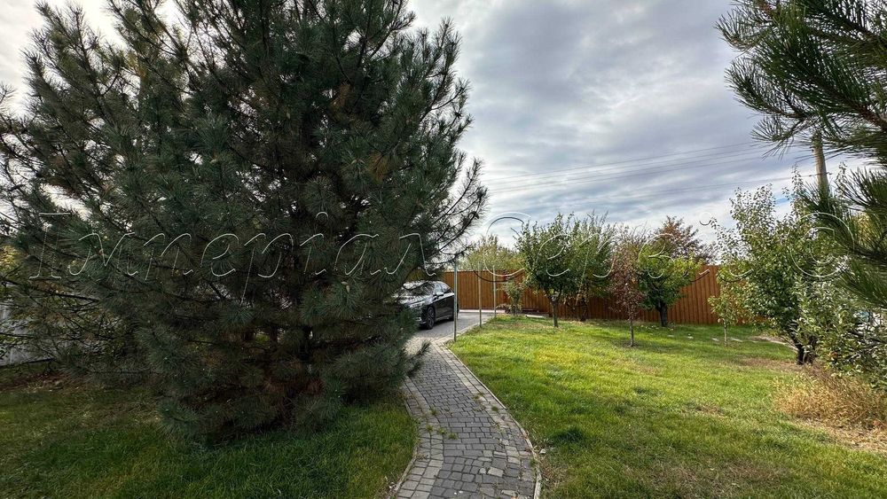 тільки сім'ї (до 2х чоловік) Здається будинок у Солов’їній Рощі