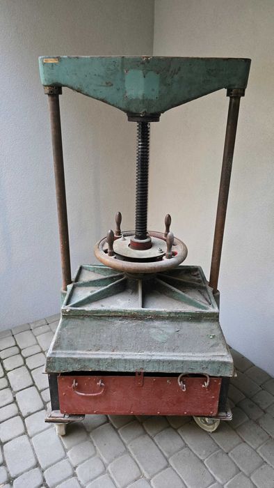 prasa introligatorska