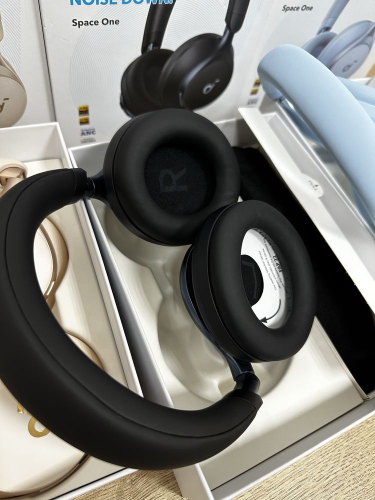 РОЗПРОДАЖ Навушники Anker Soundcore Space One