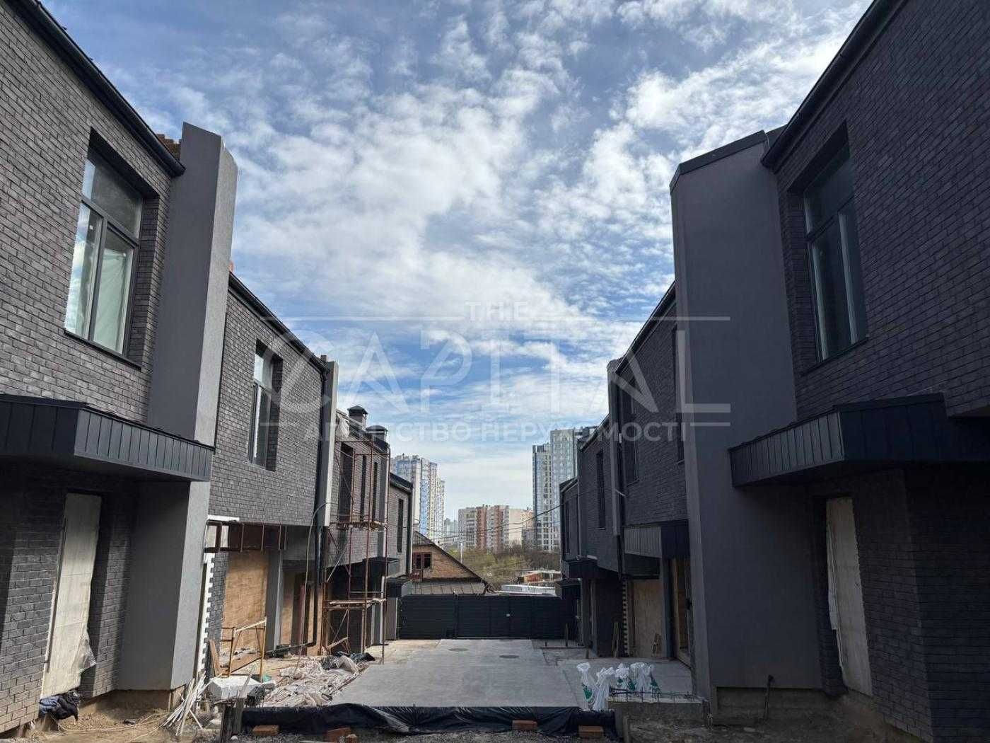 ПРОДАЖ ТАУНХАУС Деміівка 3 хвилини Оcean Plaza Голосіївський район
