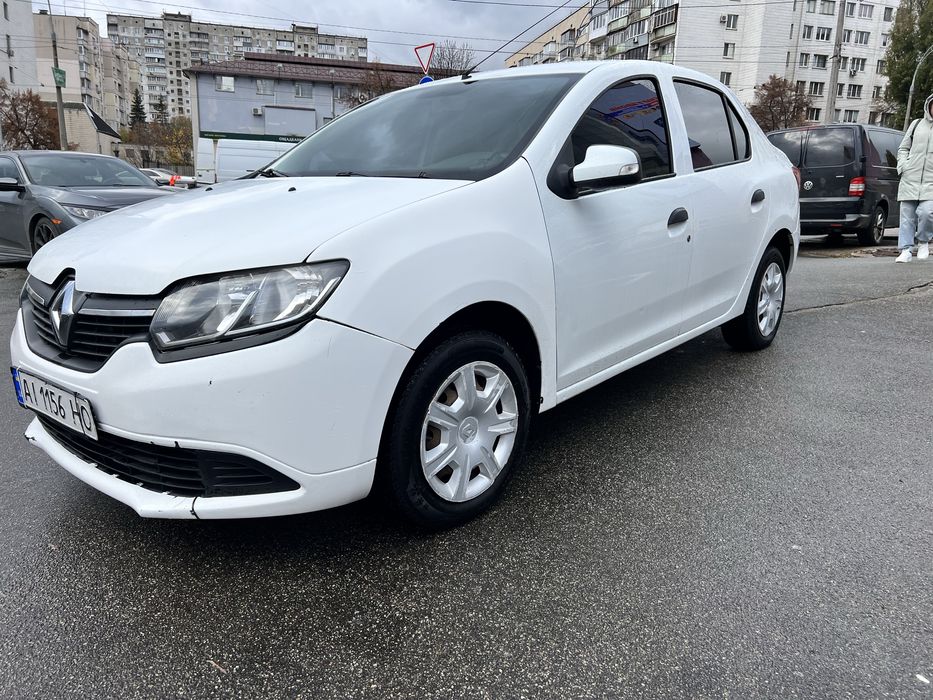 Без торга ! Рено логан 2014 1.2 газ бензин. Logan