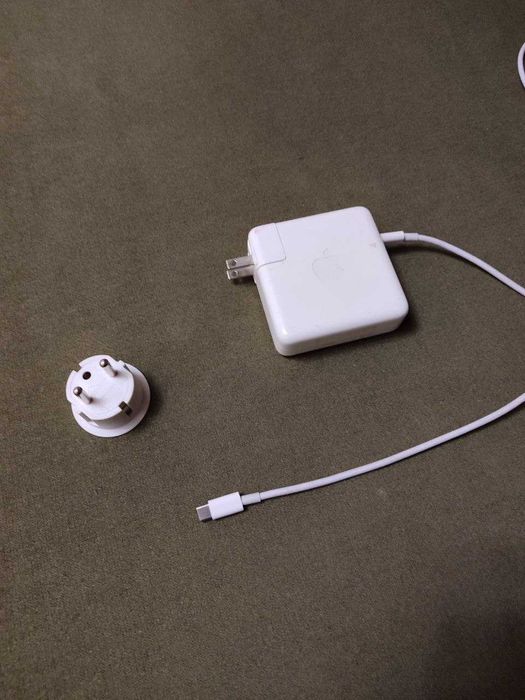 MacBook Pro 13" 2016 - 256 ГБ SSD