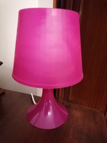 Candeeiro LAMPAN rosa IKEA