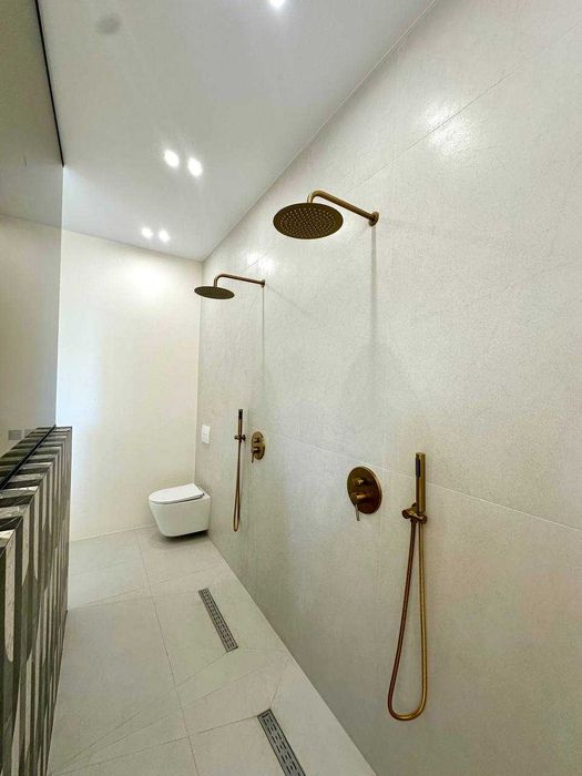 Шикарний Будинок в передмісті