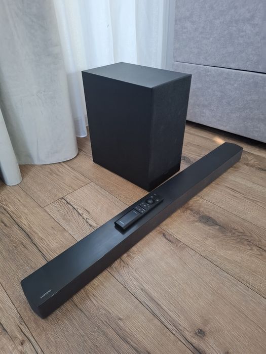 Soundbar Samsung + Subwoofer + Pilot