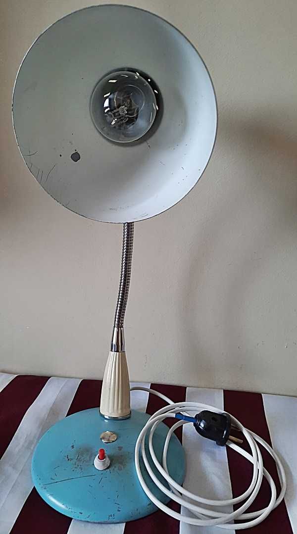 Lampa na biurko typ 1118 S.Z.M Nr. 2 P T W-wa - nr.2 -z PRL