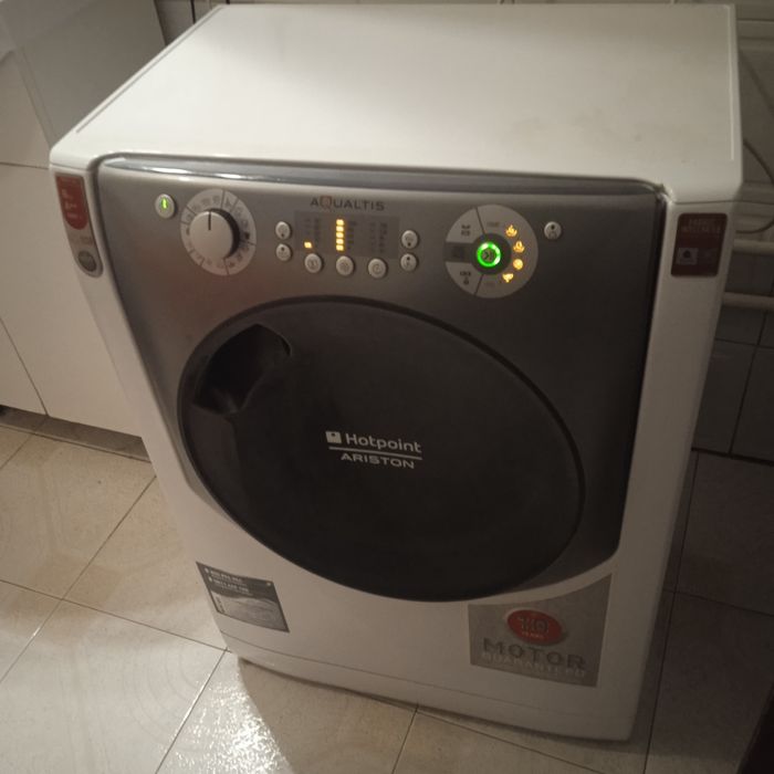 Пральна стиральная машина Ariston 6кг AQS62L09