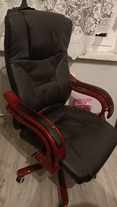 Fotel biurowy używany