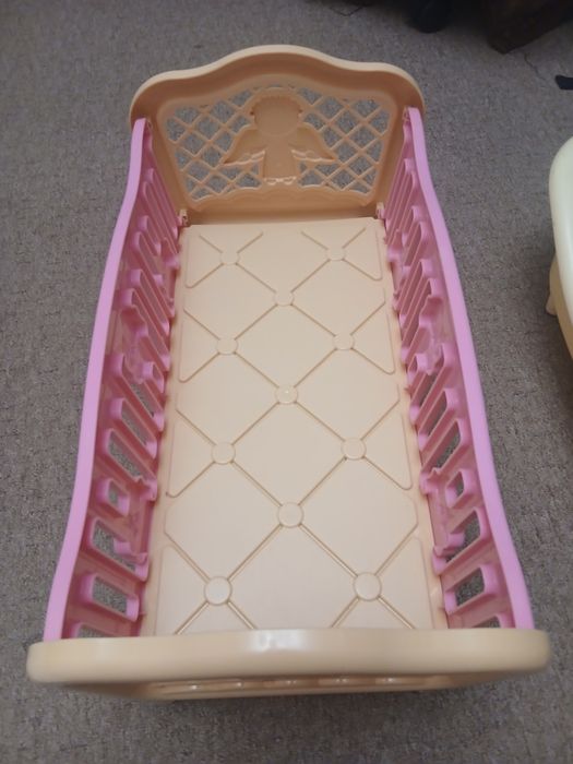 Ліжко пластикове для ляльки, пупса
