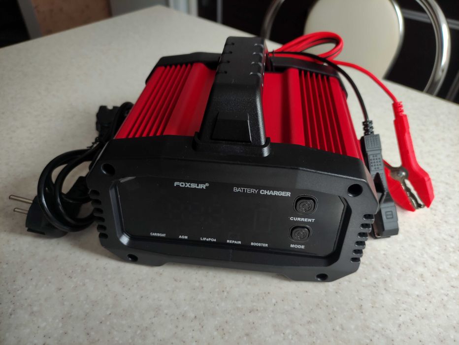 Зарядні 20А-200А пристрої LiFePo4 12/24 АКБ Li-ion зарядное