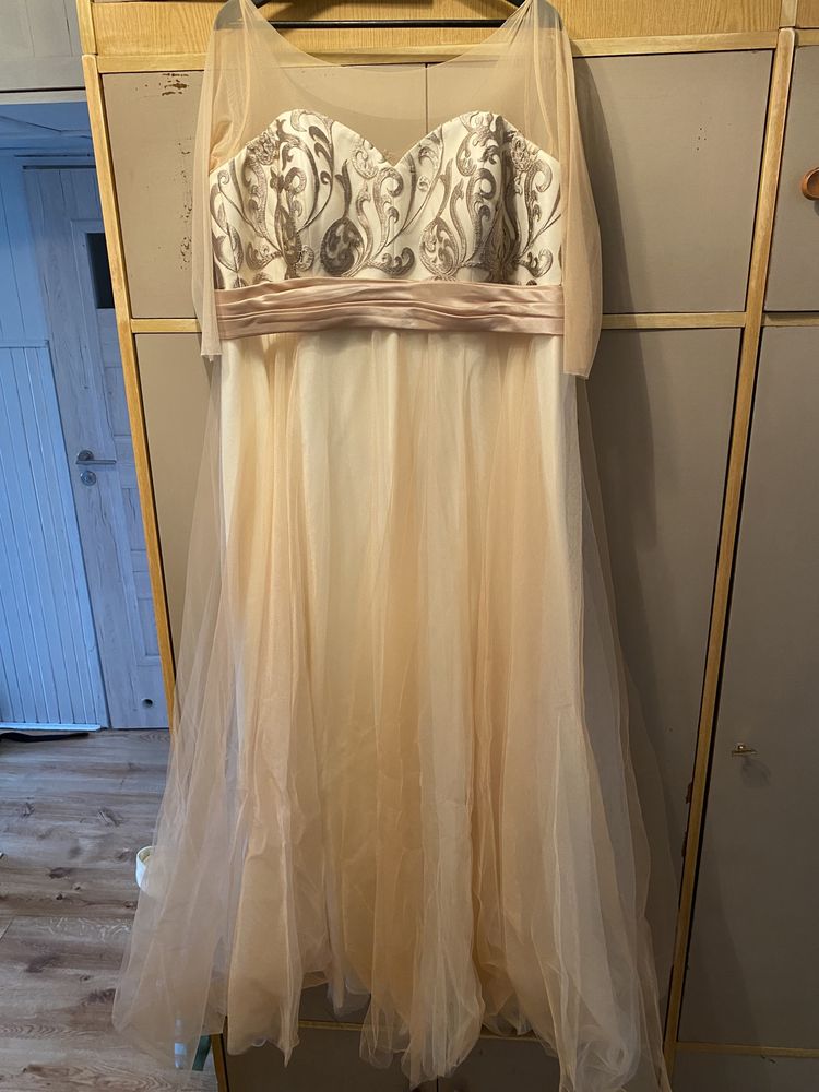 Suknia Ślubna duży rozmiar