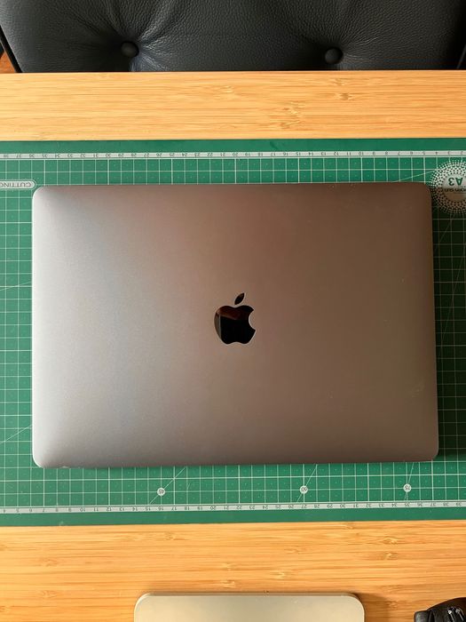 Macbook Pro 13” 2019 (touchbar)