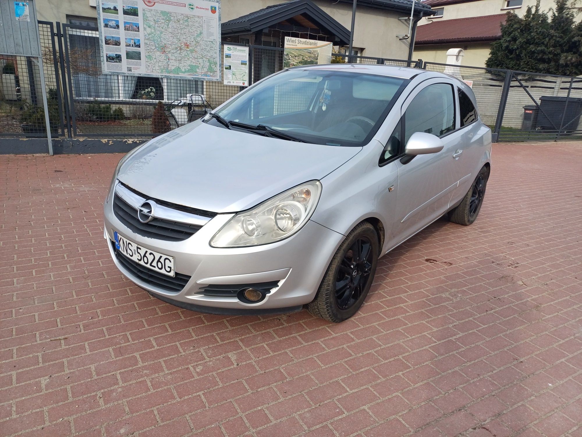 Opel Corsa D 1.2 2007r