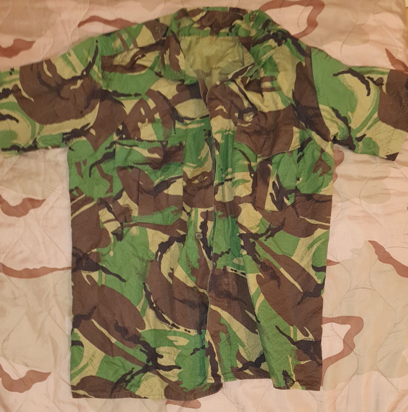 Camisa camuflado manga curta- tamanho 40